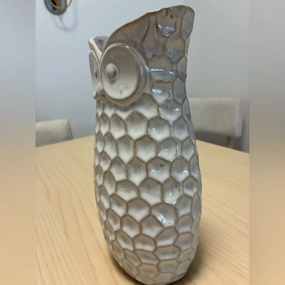 NWT White Owl Ceramic Vase - Picture 2 of 6